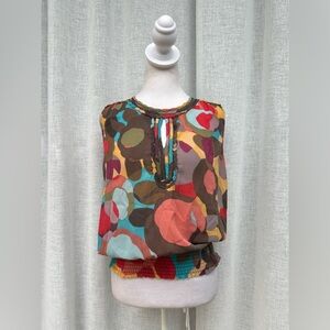 Talking French multicolor abstract sleeveless silk top blouse